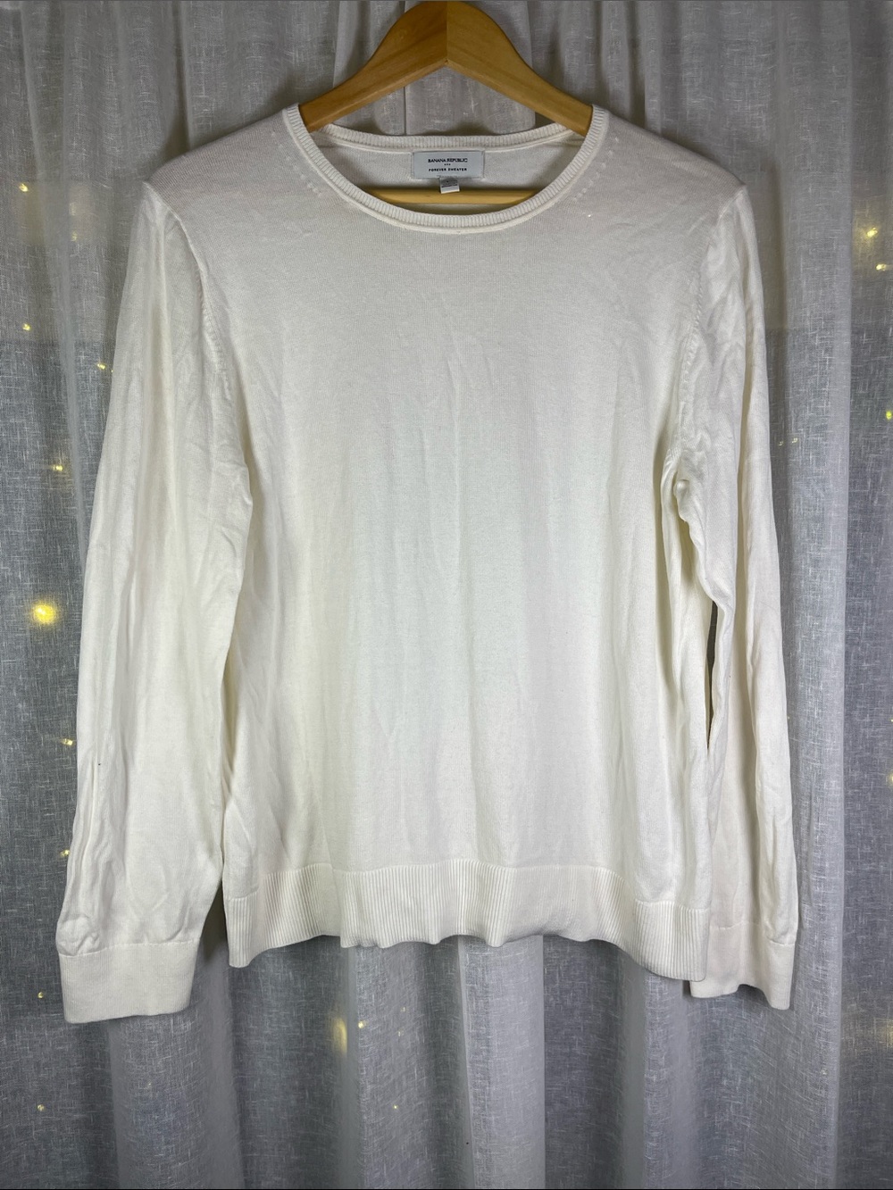 Banana Republic Women’s Crewneck Sweater in Ivory